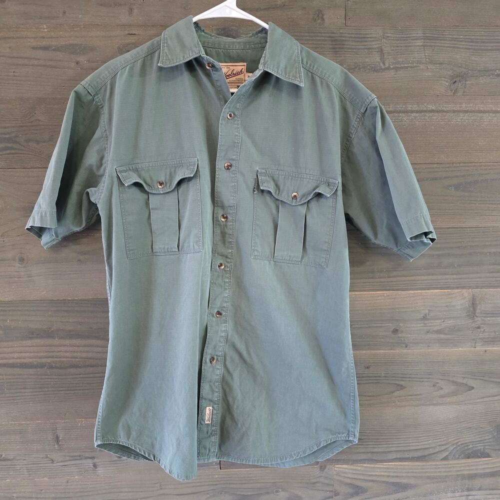 Woolrich Outdoor Shirt Mens Medium Green Short Sleeve Button Up Fishing Hiking